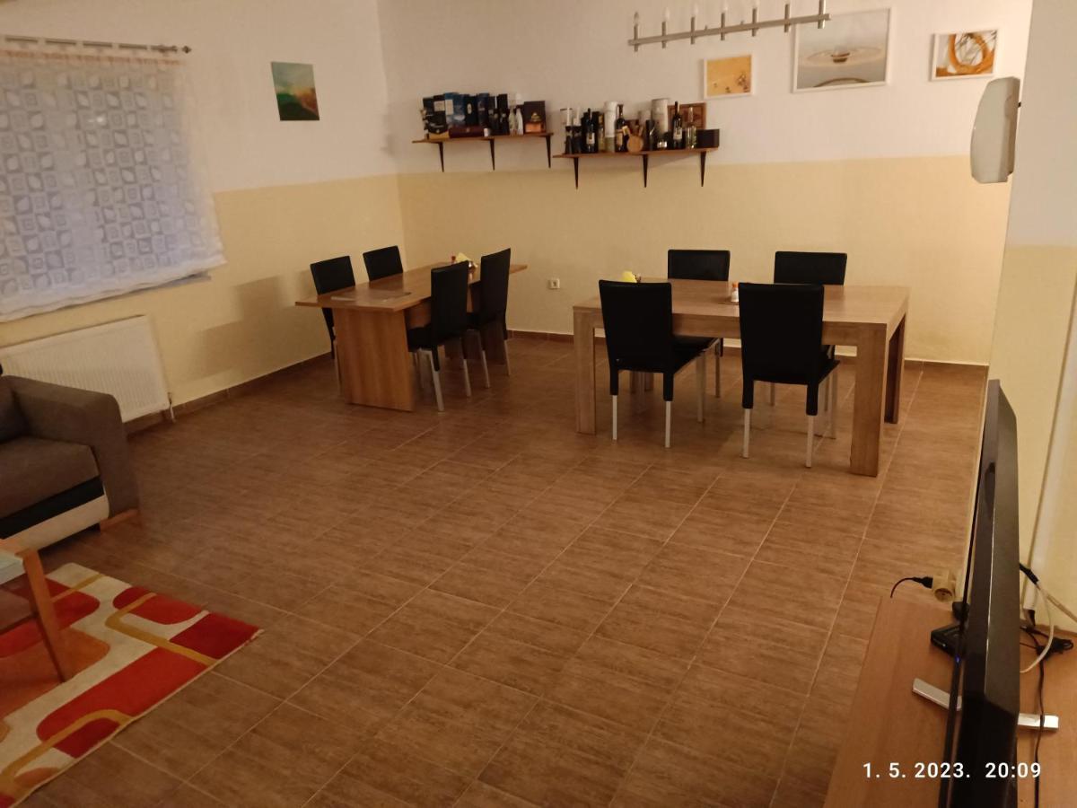 Villa Nana Kulen Vakuf Esterno foto