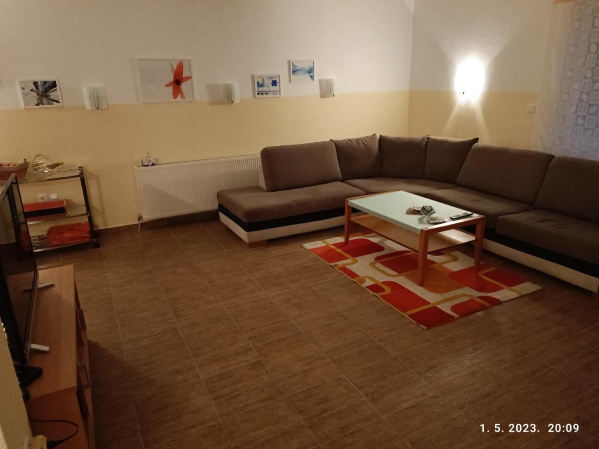 Villa Nana Kulen Vakuf Esterno foto
